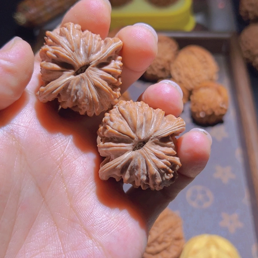 瑞麟文玩核桃四座楼