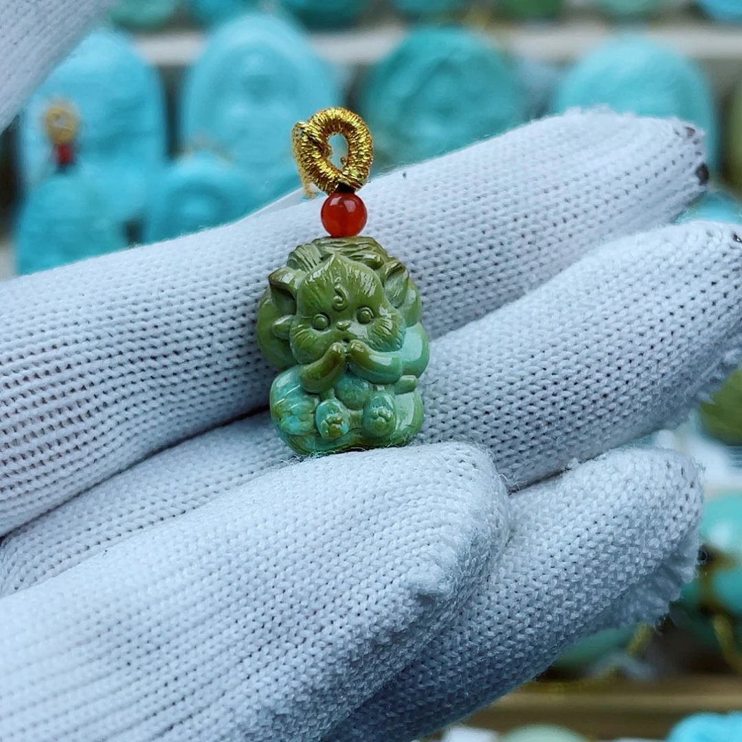 绿松石未镶嵌珠宝奇石