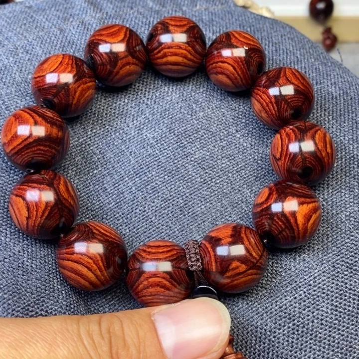 6***顺2.0紫油梨对眼对眼