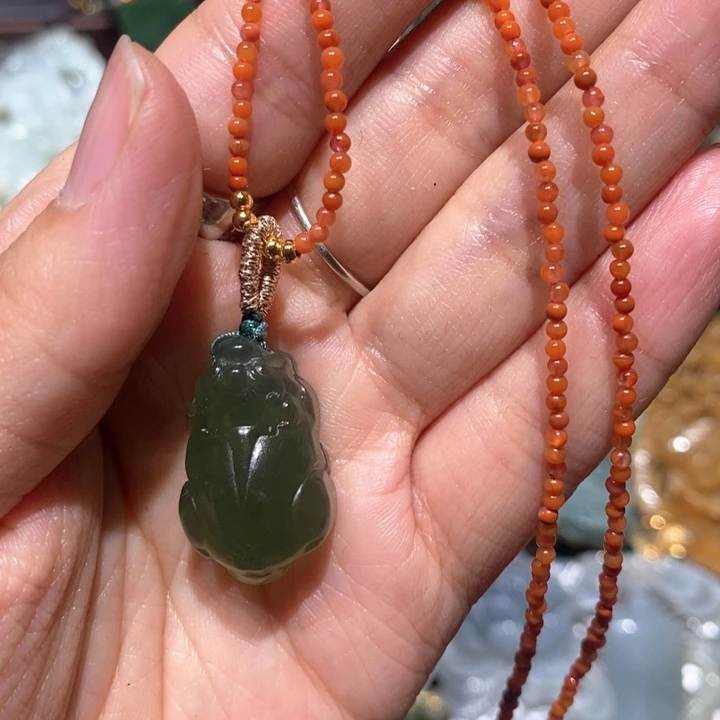 岫玉毛衣链未镶嵌