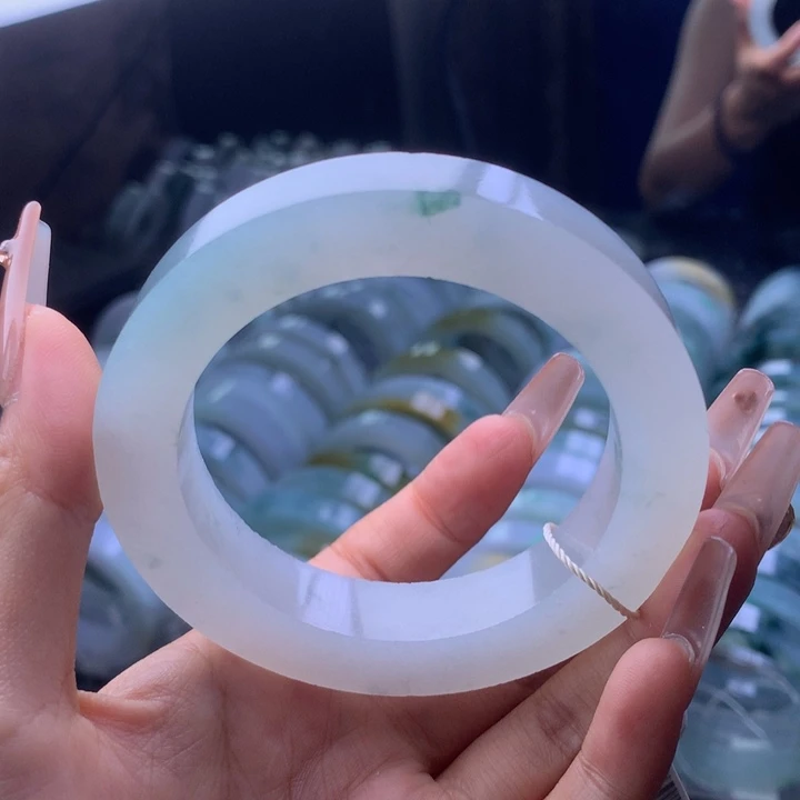 未镶嵌58-60定制翡翠