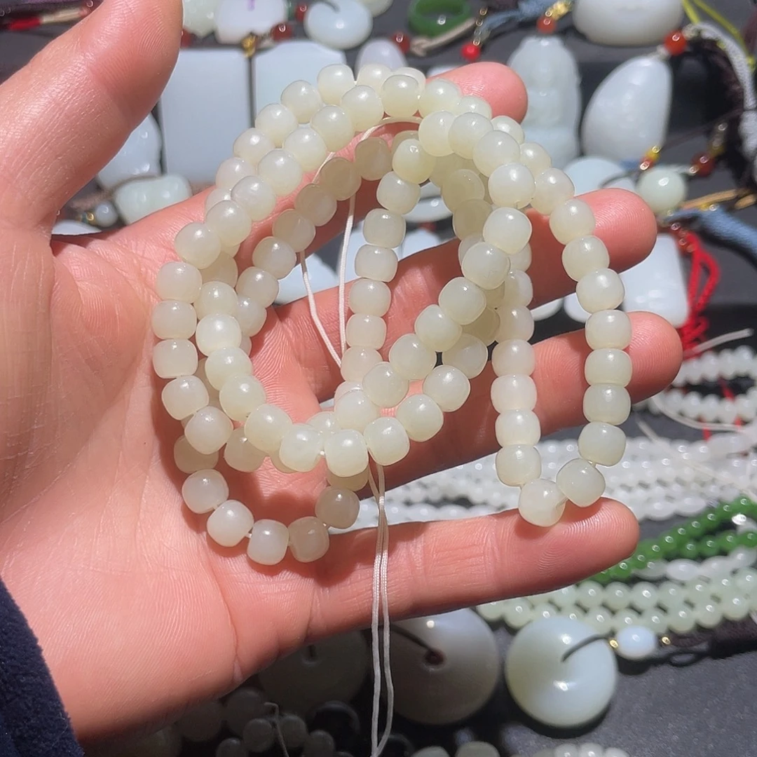 和田玉未镶嵌颈饰卡8