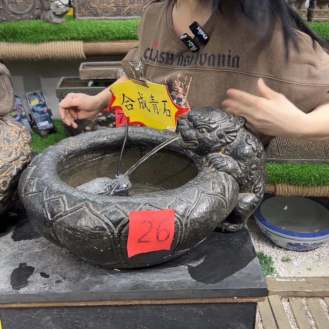 貔貅一体的流水鱼缸