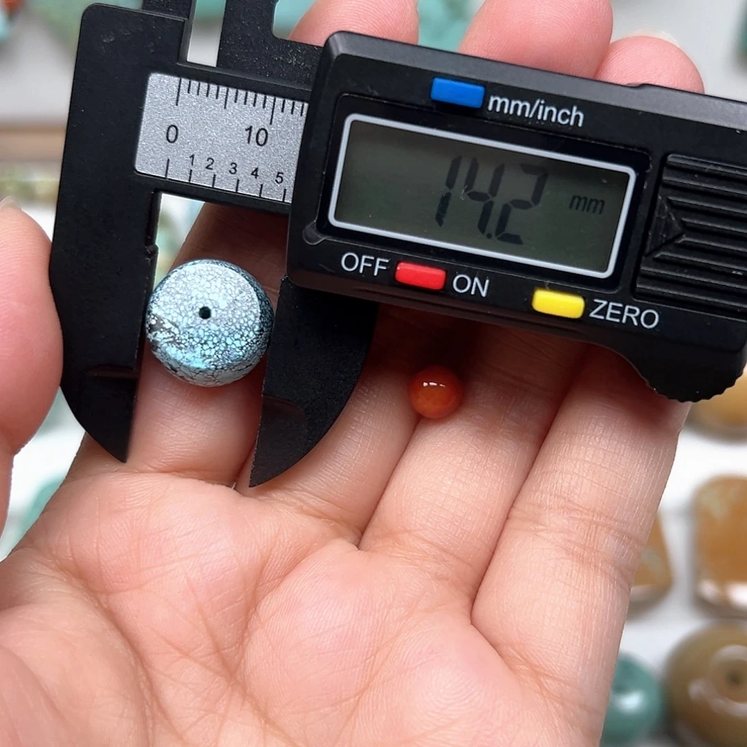 未镶嵌南红玛瑙珠宝奇石