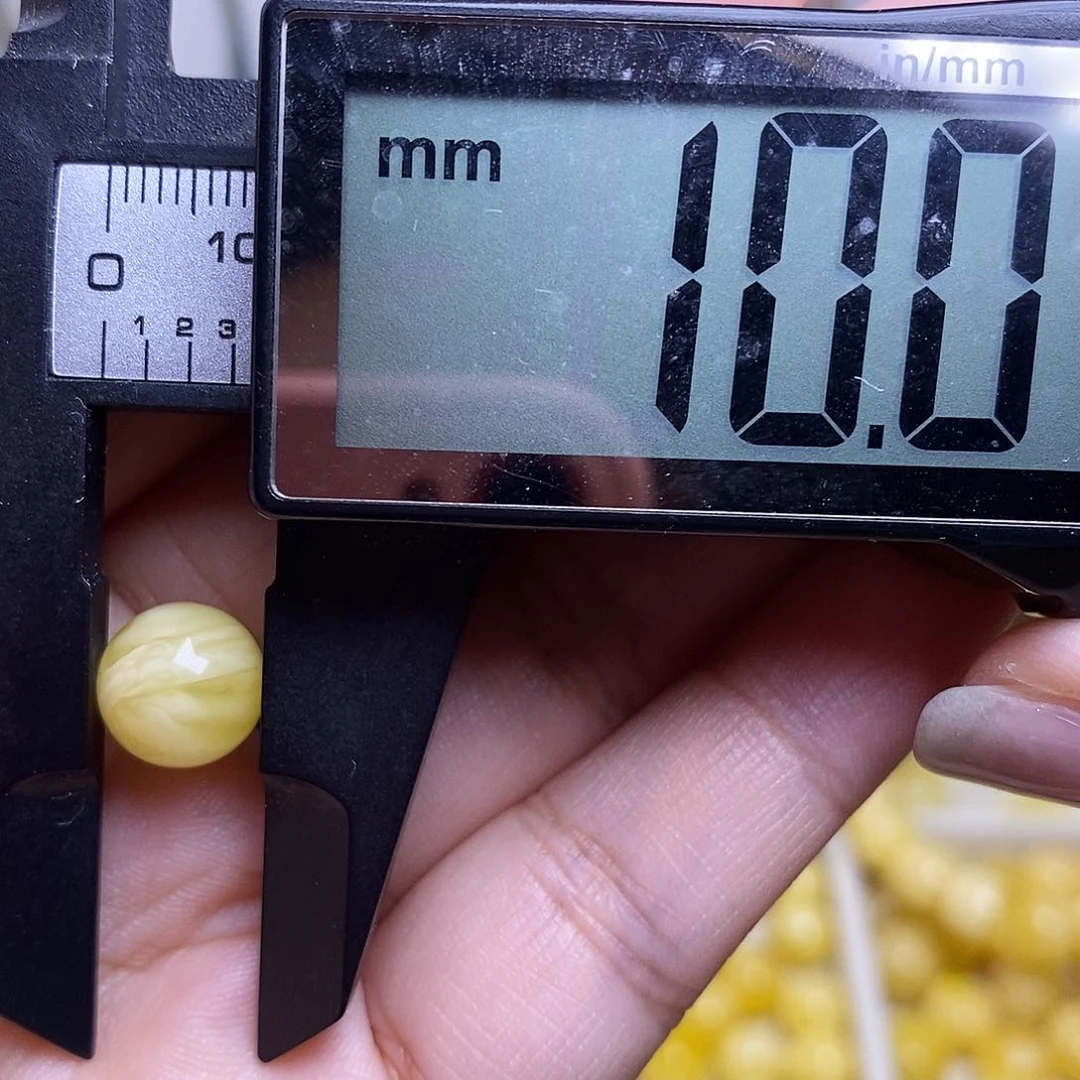 裸石琥珀未镶嵌小***?蜜蜡圆珠