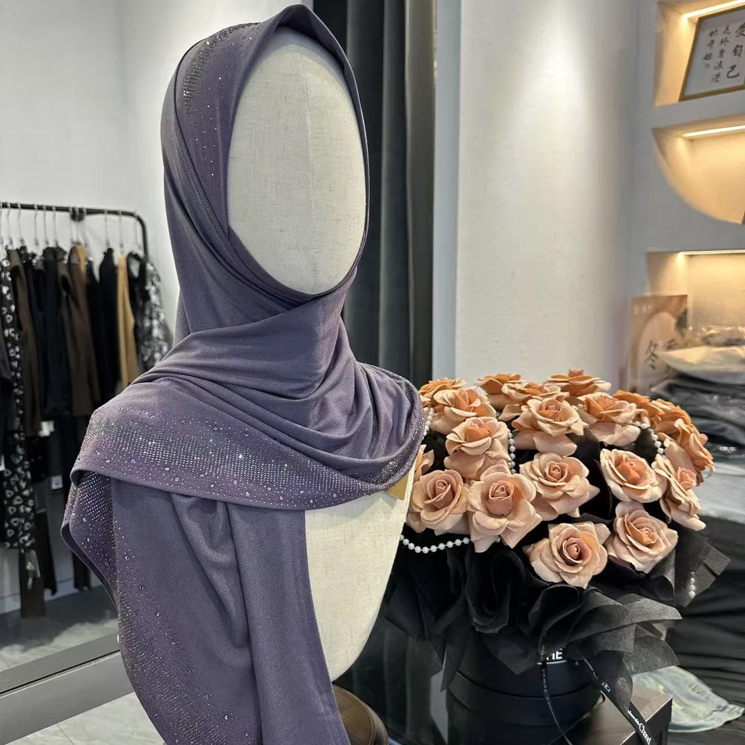 星淘纱前开衩三角头套