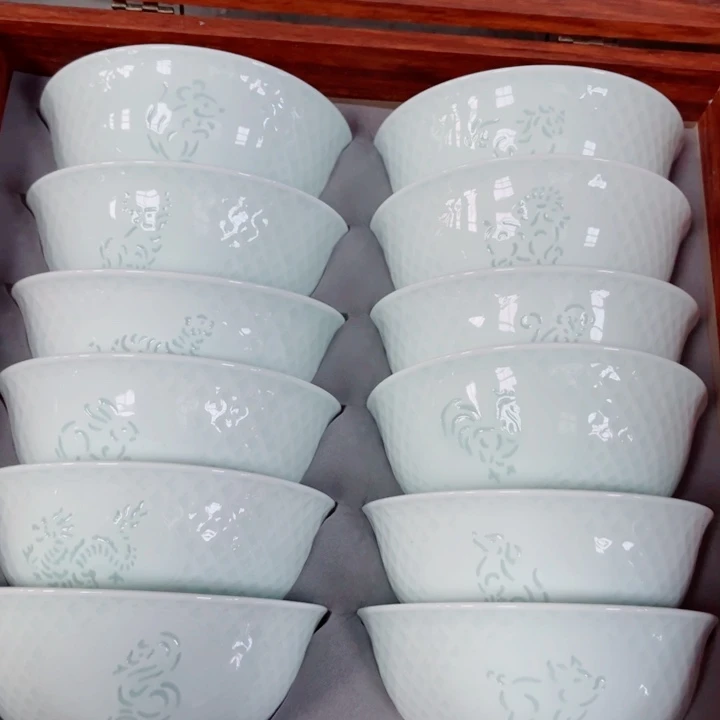青花玲珑5寸饭碗生肖12个