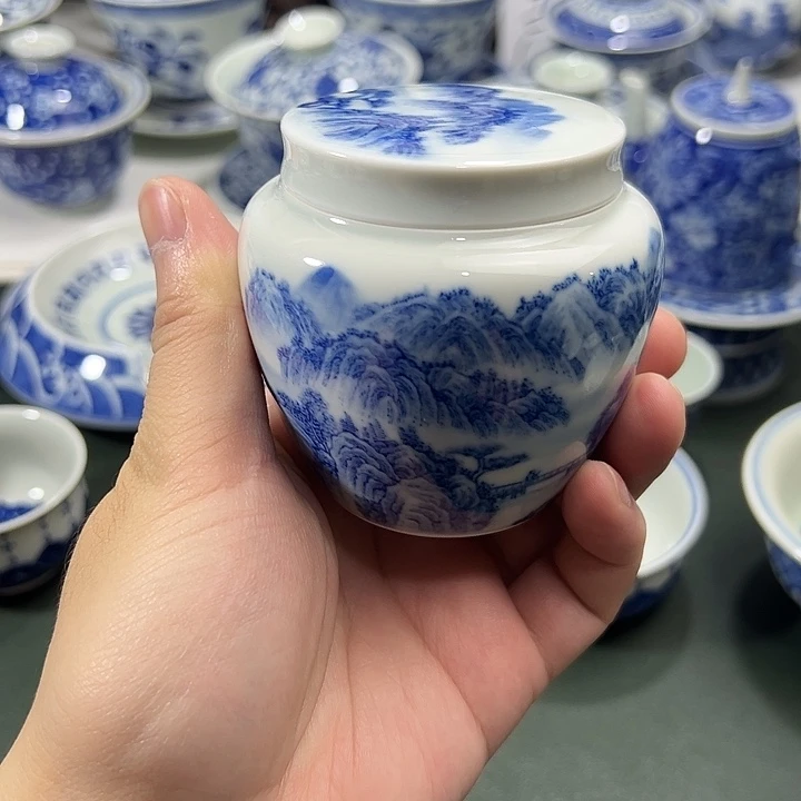 柴窑工笔山水茶叶罐醒茶罐