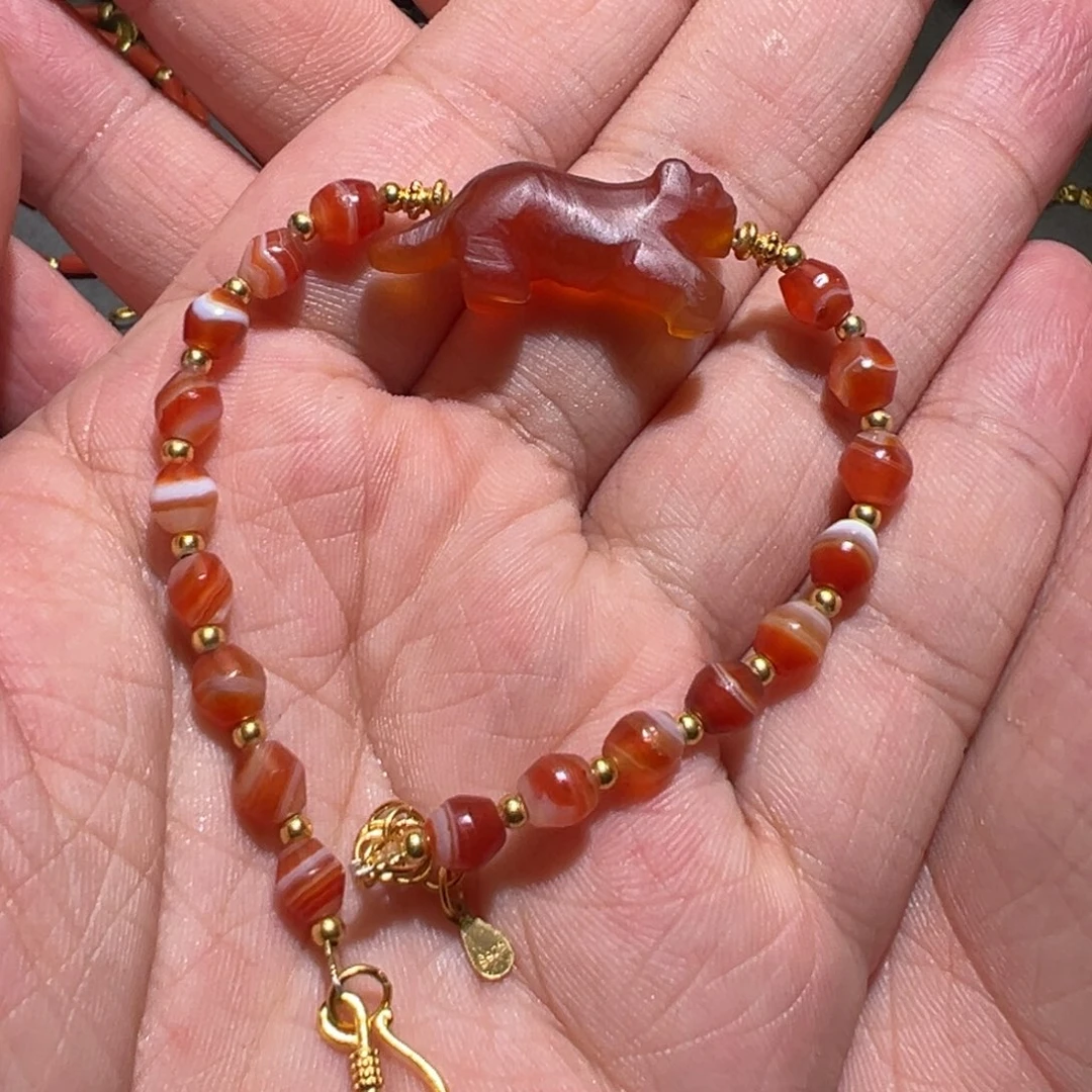 玛瑙/玉髓颈饰未镶嵌