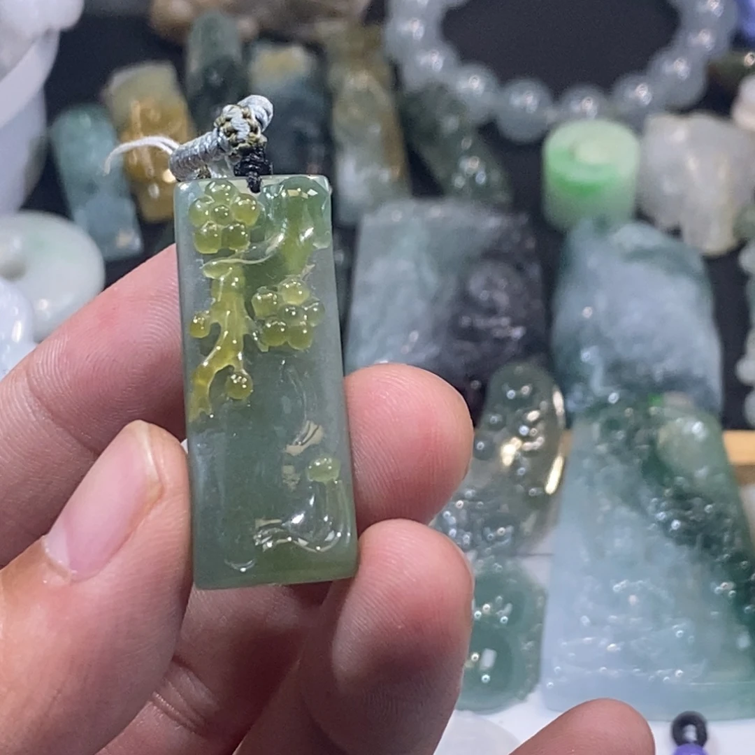 翡翠未镶嵌吊坠(不含链)悟道