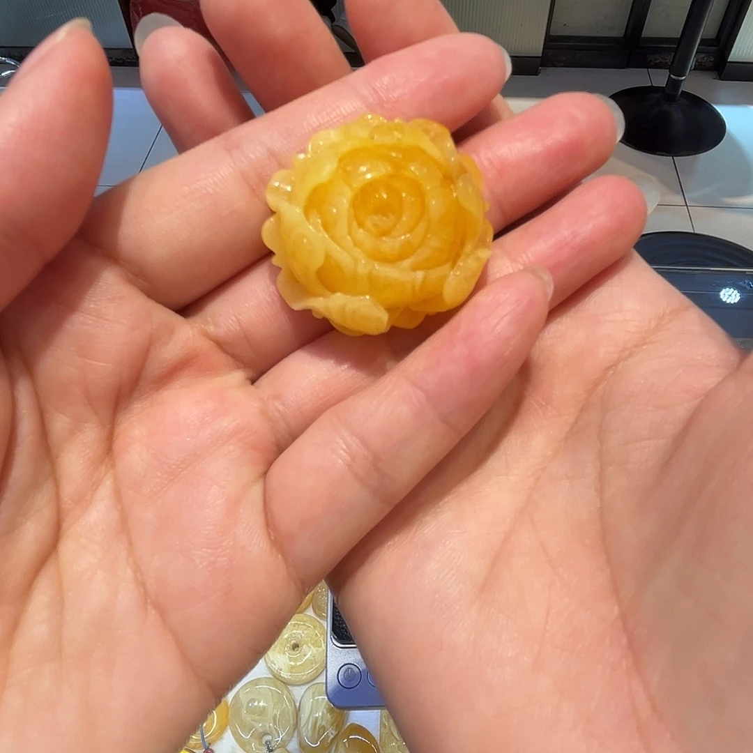 琥珀未镶嵌戒指蜜蜡牡丹花吊坠
