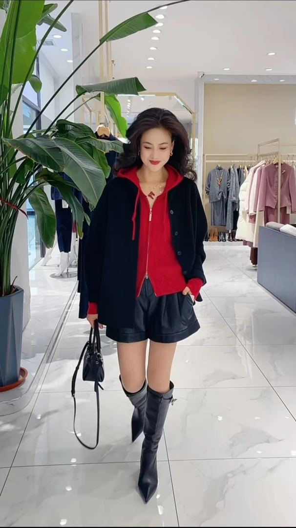 310031黑色宽松外套