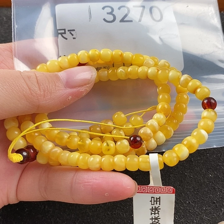 蜜蜡未镶嵌珠宝奇石