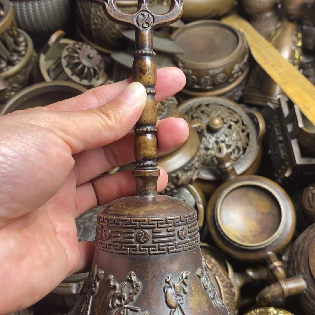 精美铜器做工精良