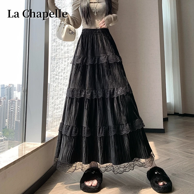 拉夏贝尔秋冬松紧腰金丝绒蕾丝拼接层层蛋糕裙中长压褶a字半身裙