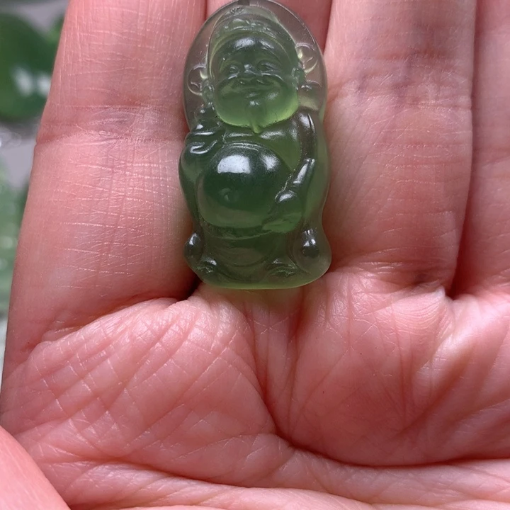 蛇纹石玉未镶嵌颈饰岫玉