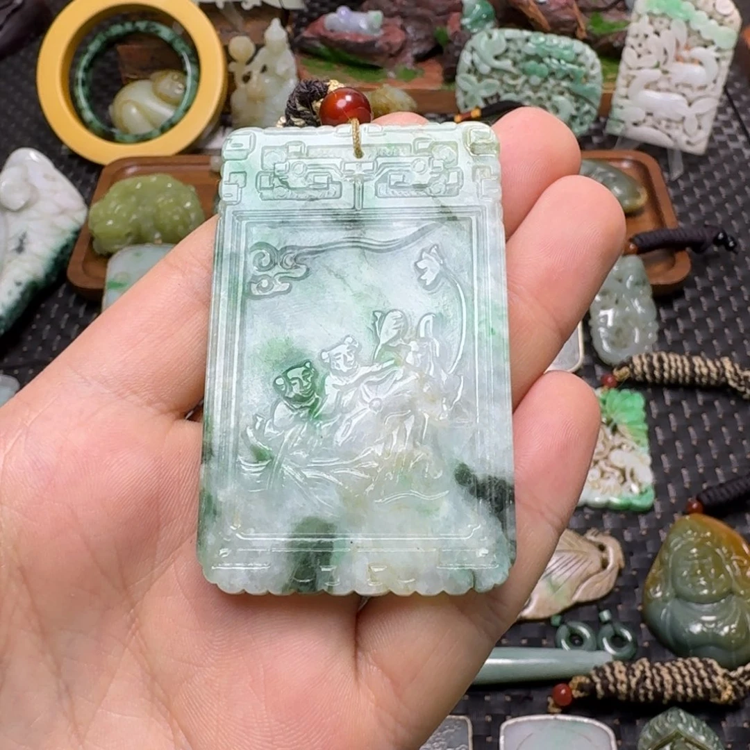 翡翠未镶嵌颈饰翡翠颈饰未镶嵌
