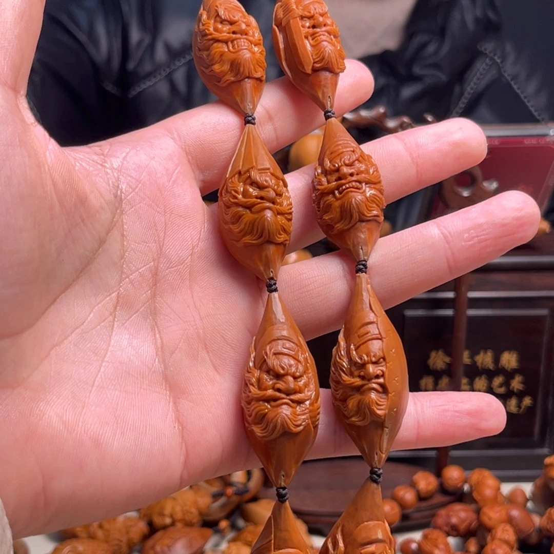 橄榄核吊坠?****望钟馗头