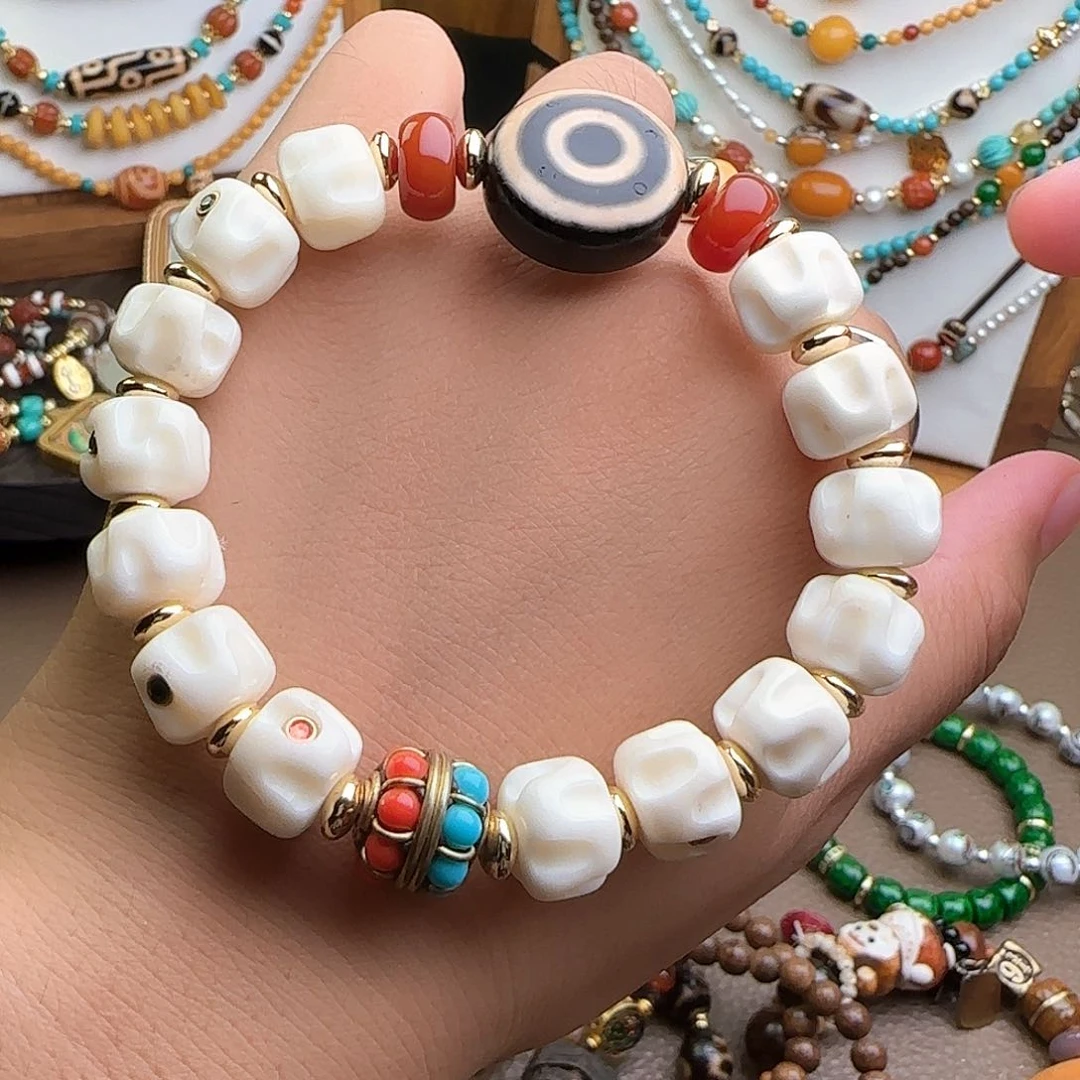 泥塑哈哈哈哈哈哈哈