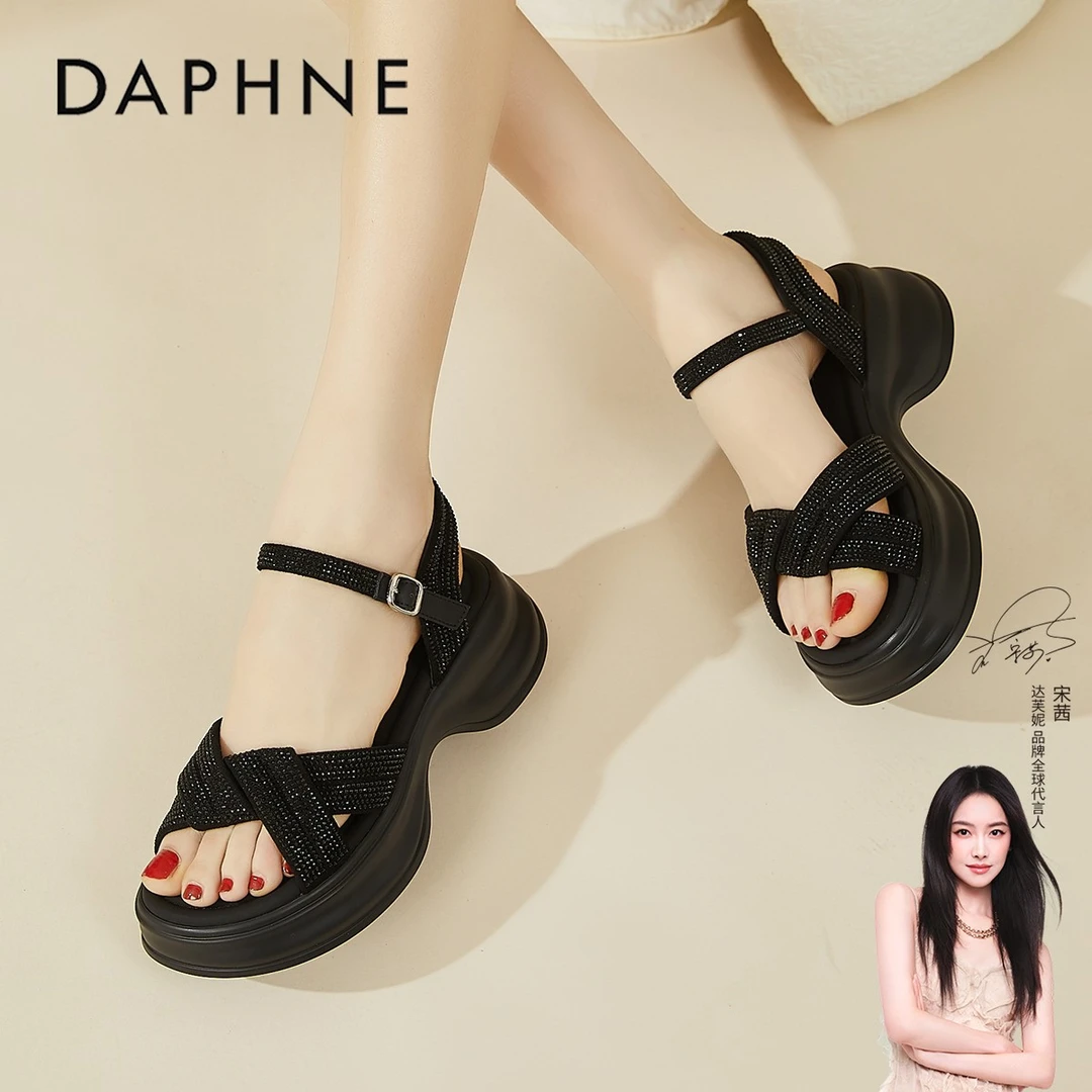 达芙妮水钻松糕厚底凉鞋女夏季外穿2025新款精致高级感配裙子女鞋