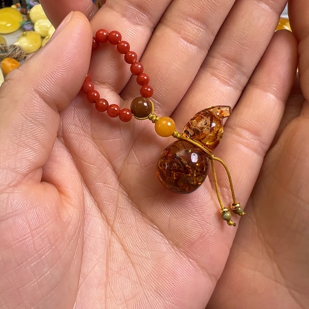 琥珀裸石未镶嵌琥珀