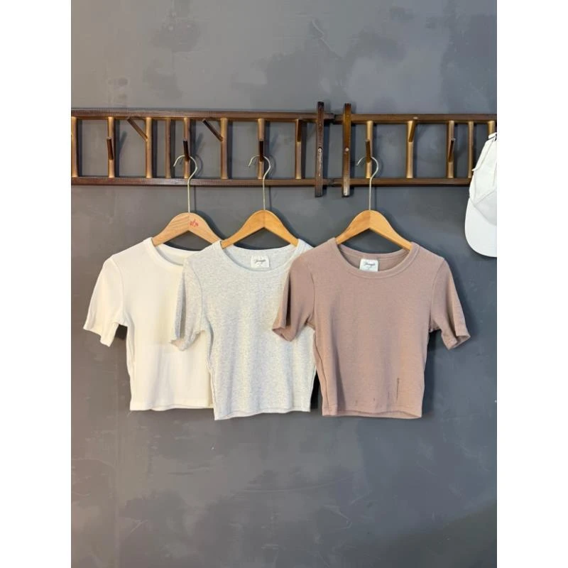 9908三色短款高弹力显瘦短款夏季圆领健身休闲运动紧身修身T恤
