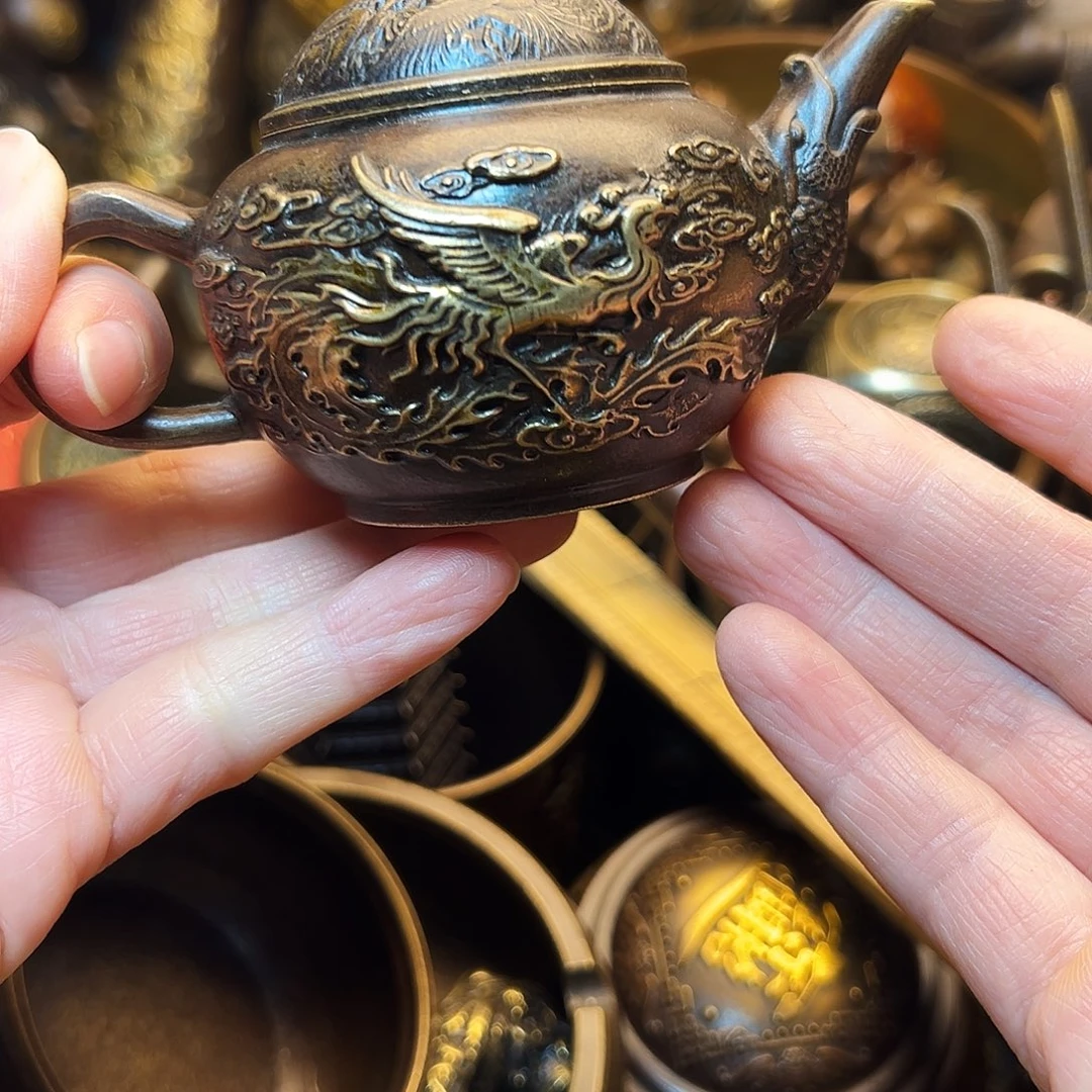 精美铜器工艺品等