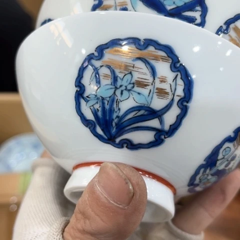 杯天***y一次的出现就像不杯