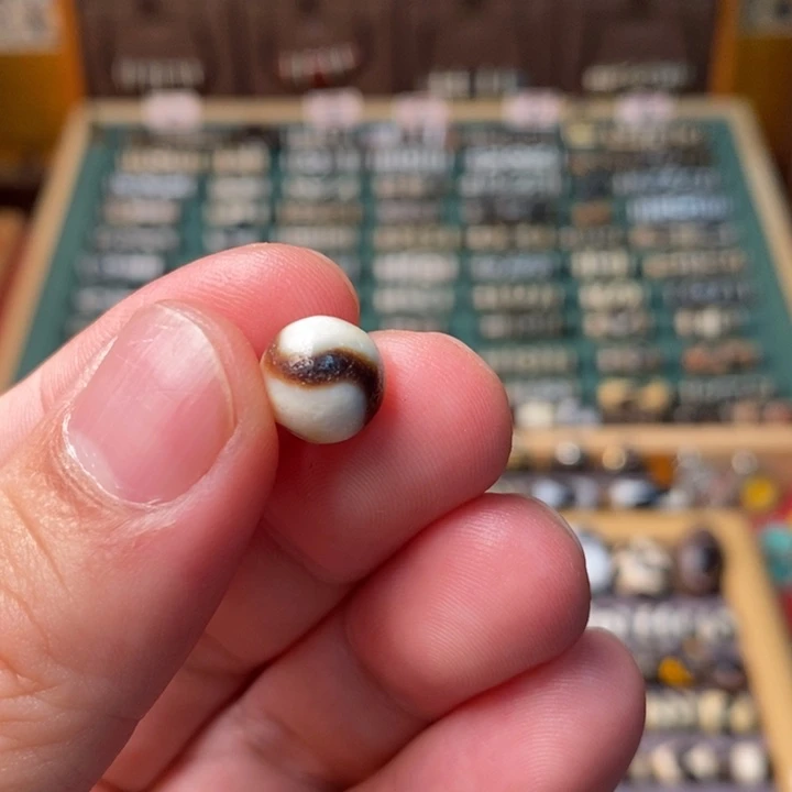 未镶嵌玛瑙/玉髓珠宝半成品