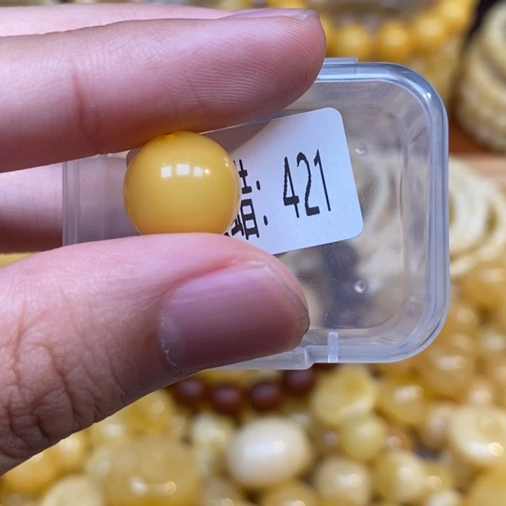 琥珀未镶嵌珠宝奇石421