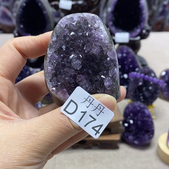 未镶嵌大型摆件（非配饰）水晶