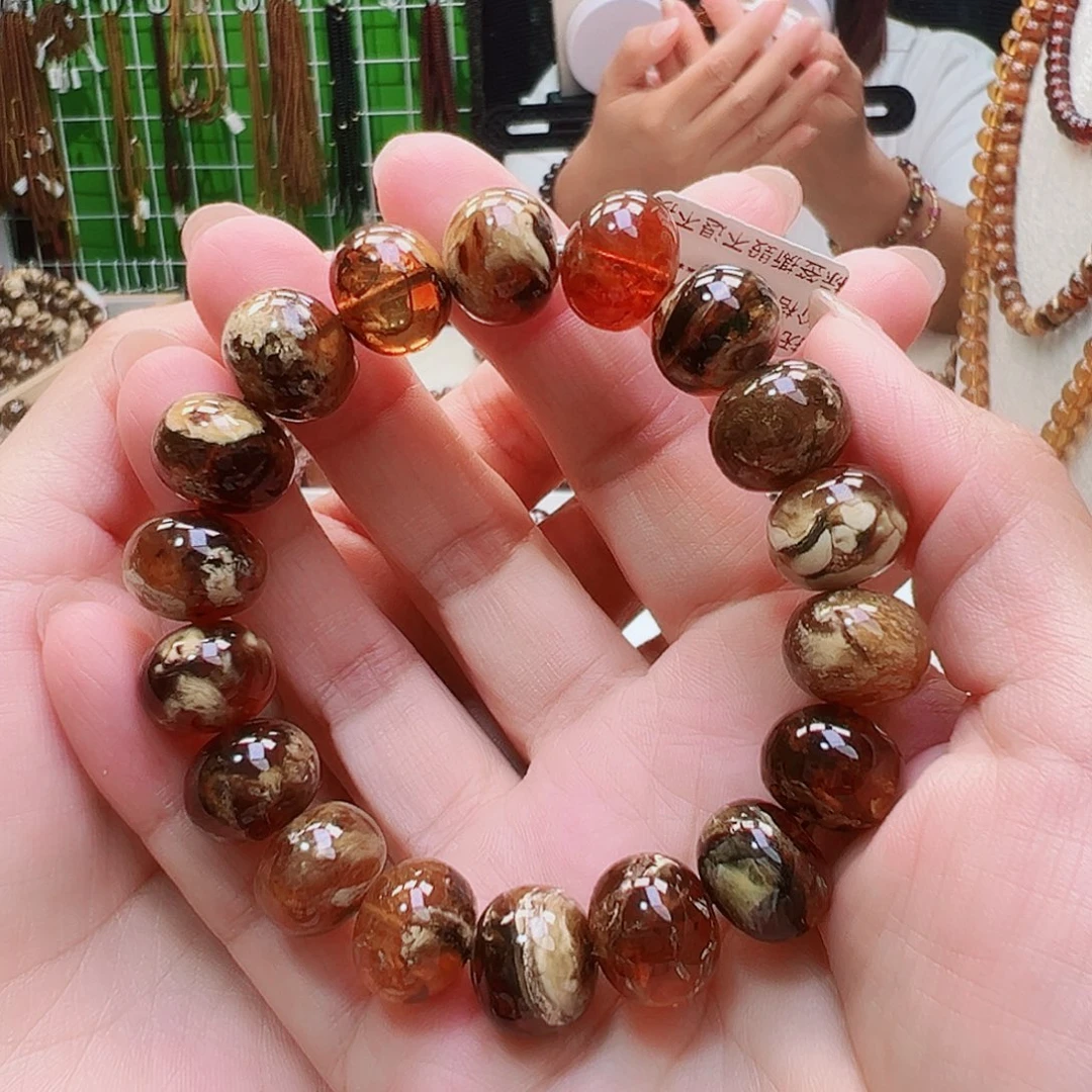 未镶嵌琥珀裸石抚顺琥珀14溶洞