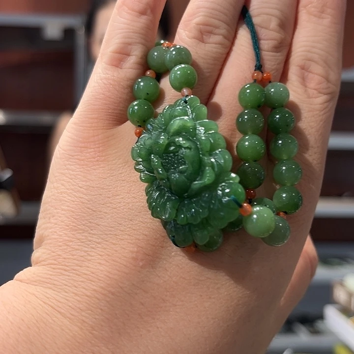 和田玉（糖玉）未镶嵌颈饰