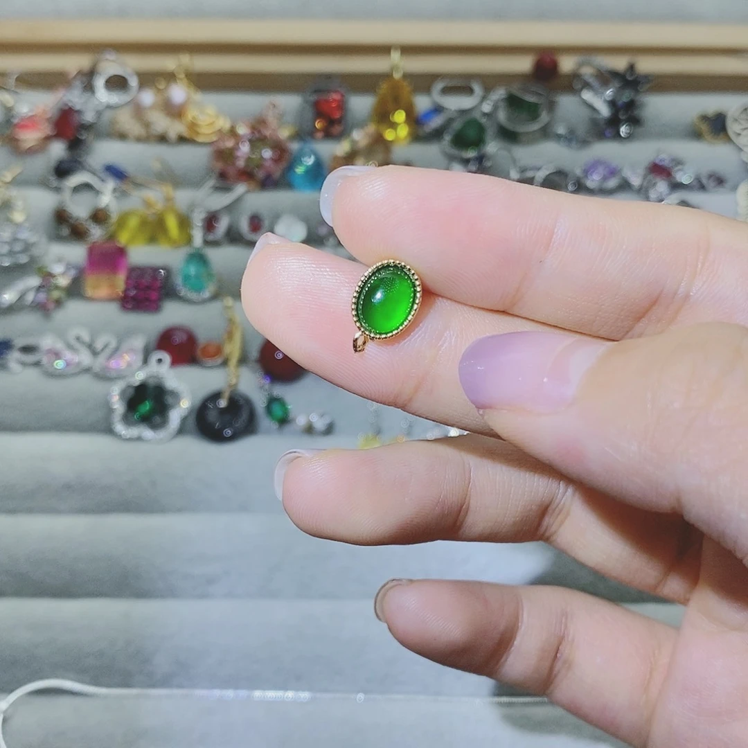 【闪购商品】银S925镶嵌耳饰托帕石