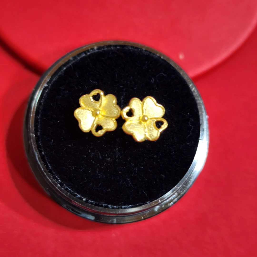 【珊珊专享】足金999饰品 四叶草耳钉 GP 1.24
