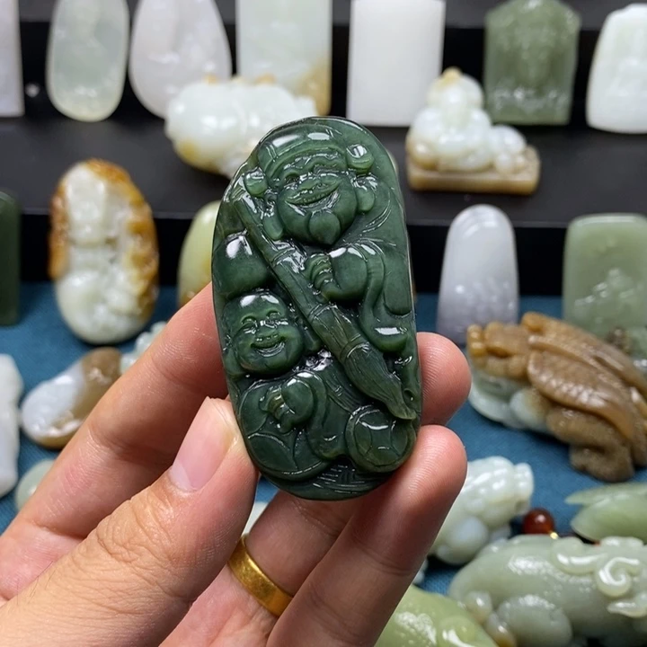 未镶嵌和田玉挂件