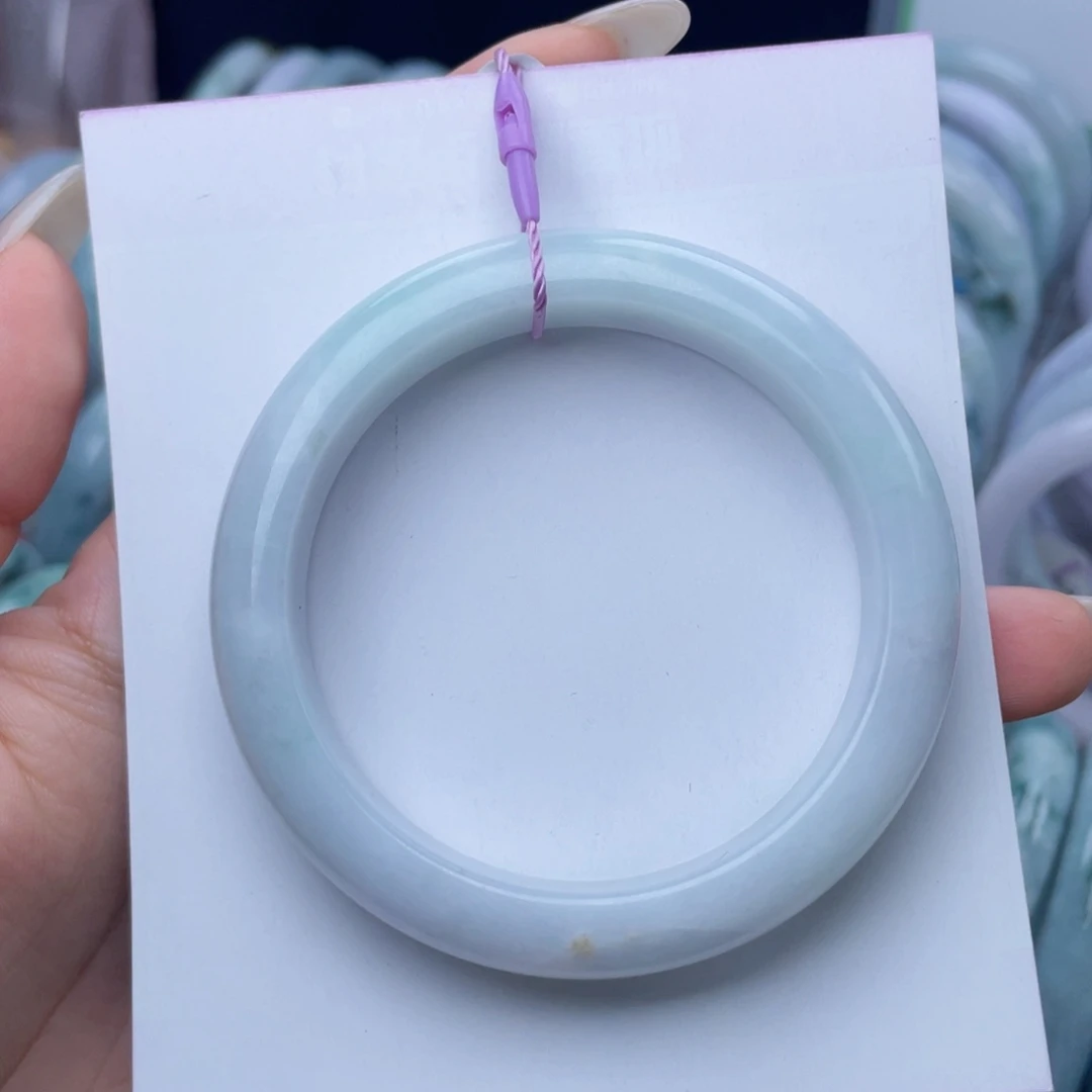 翡翠未镶嵌手镯56.6圈