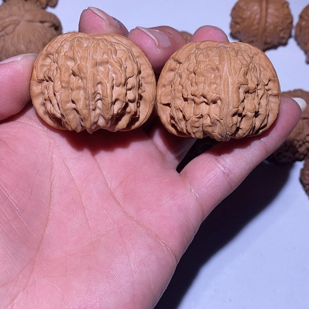 把件文玩核桃苹*酒白狮子