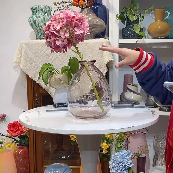 喷色口3高20宽16花瓶