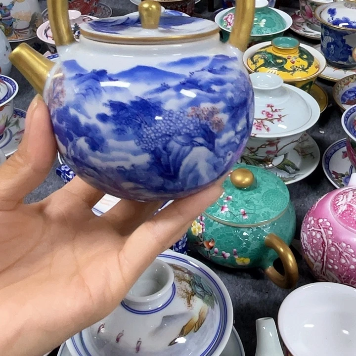 摆件景德镇陶瓷博物，