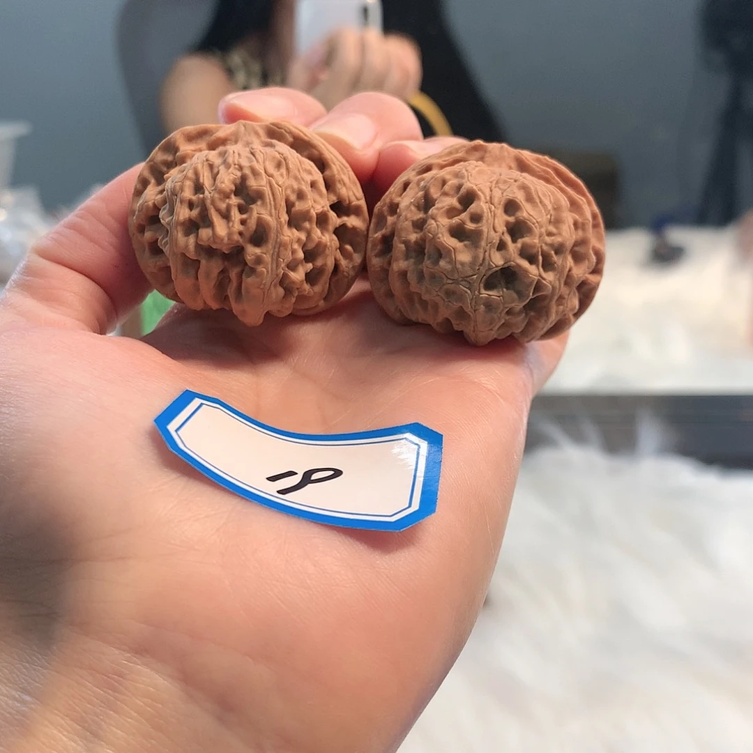 【闪购商品】文玩核桃吊坠苹果园 38尺