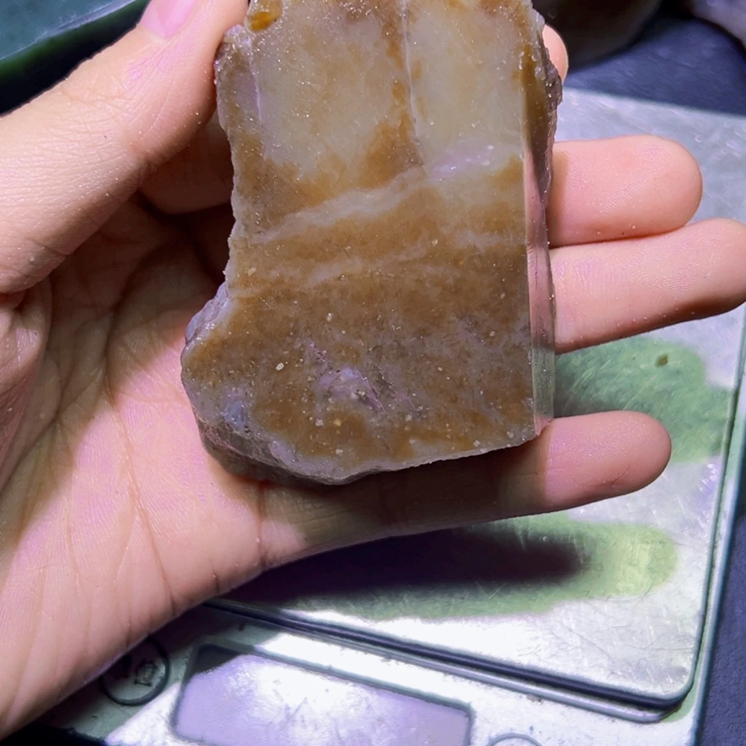 和田玉（糖玉）未镶嵌珠宝半成品