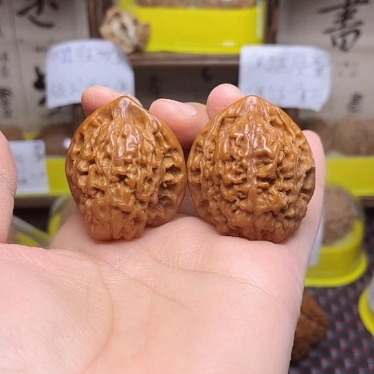 文玩核桃吊坠官帽