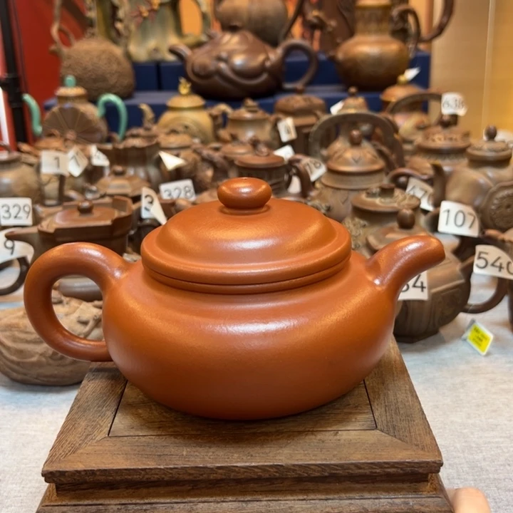 紫砂壶等艺术精品