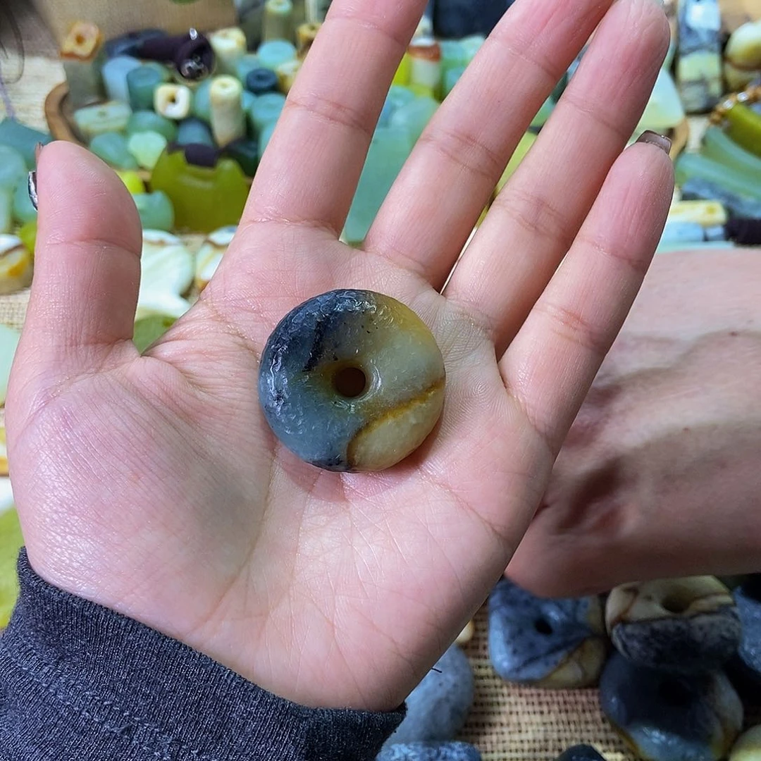 未镶嵌蛇纹石玉挂件啾***啾