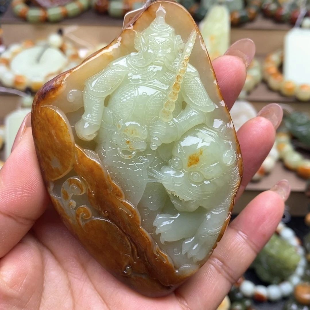 透闪石质玉未镶嵌把件