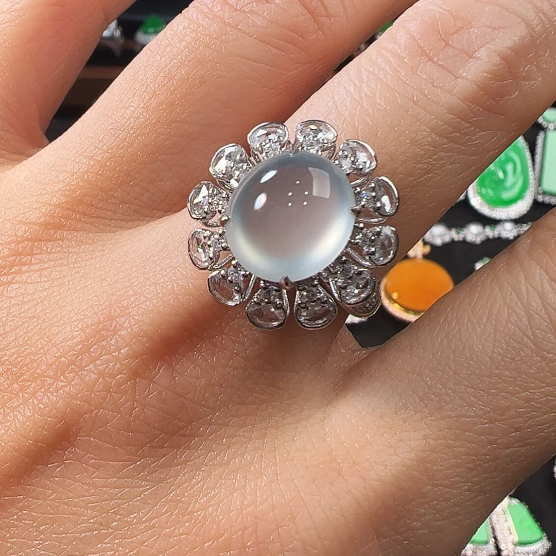 翡翠18K金镶嵌戒指戒指