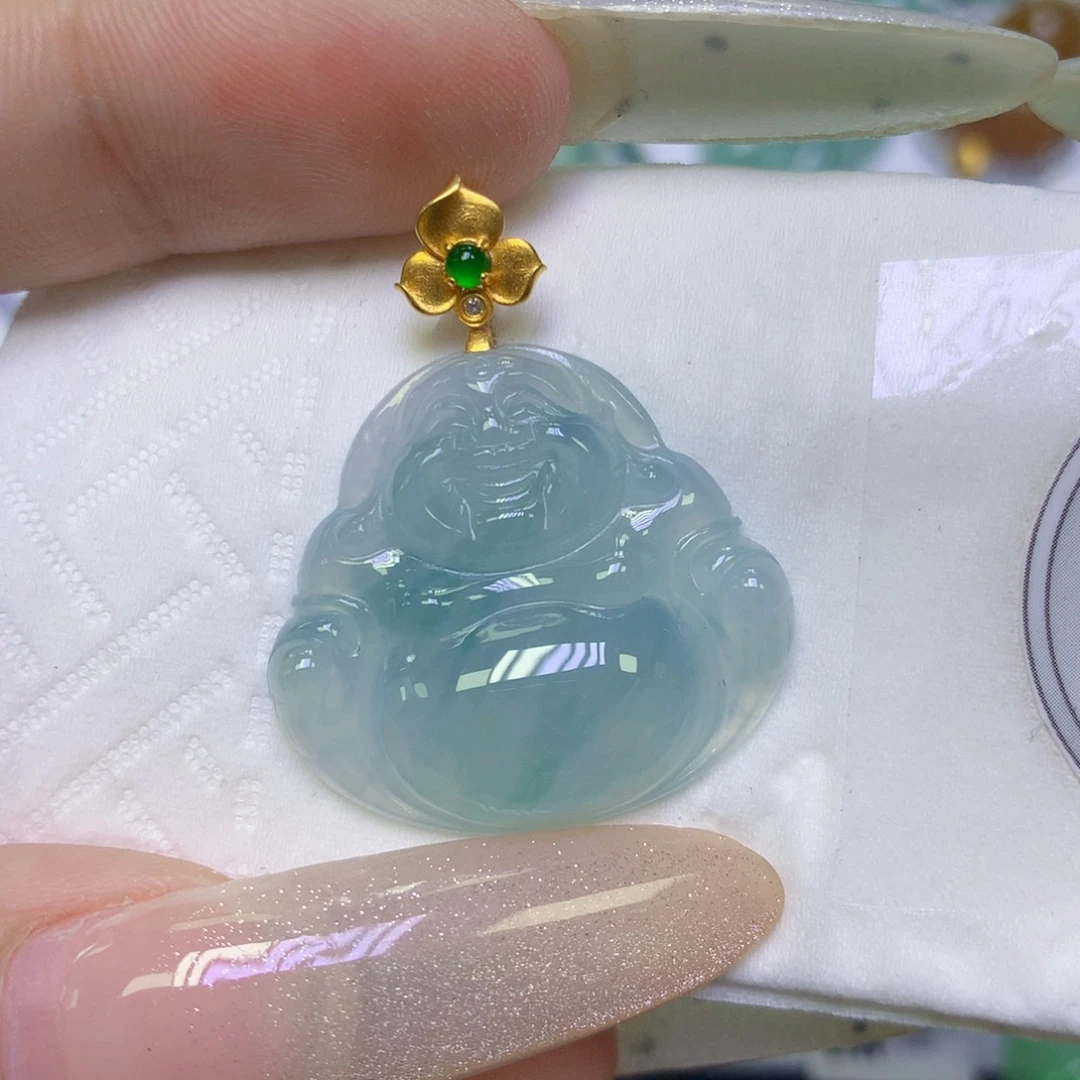 翡翠18K金镶嵌颈饰缅甸天然翡翠