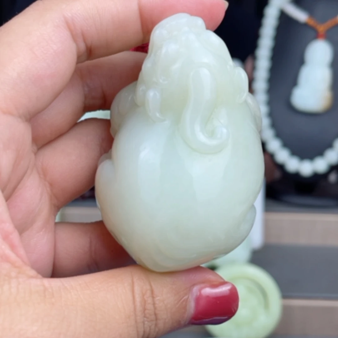 【闪购商品】颈饰未镶嵌和田玉