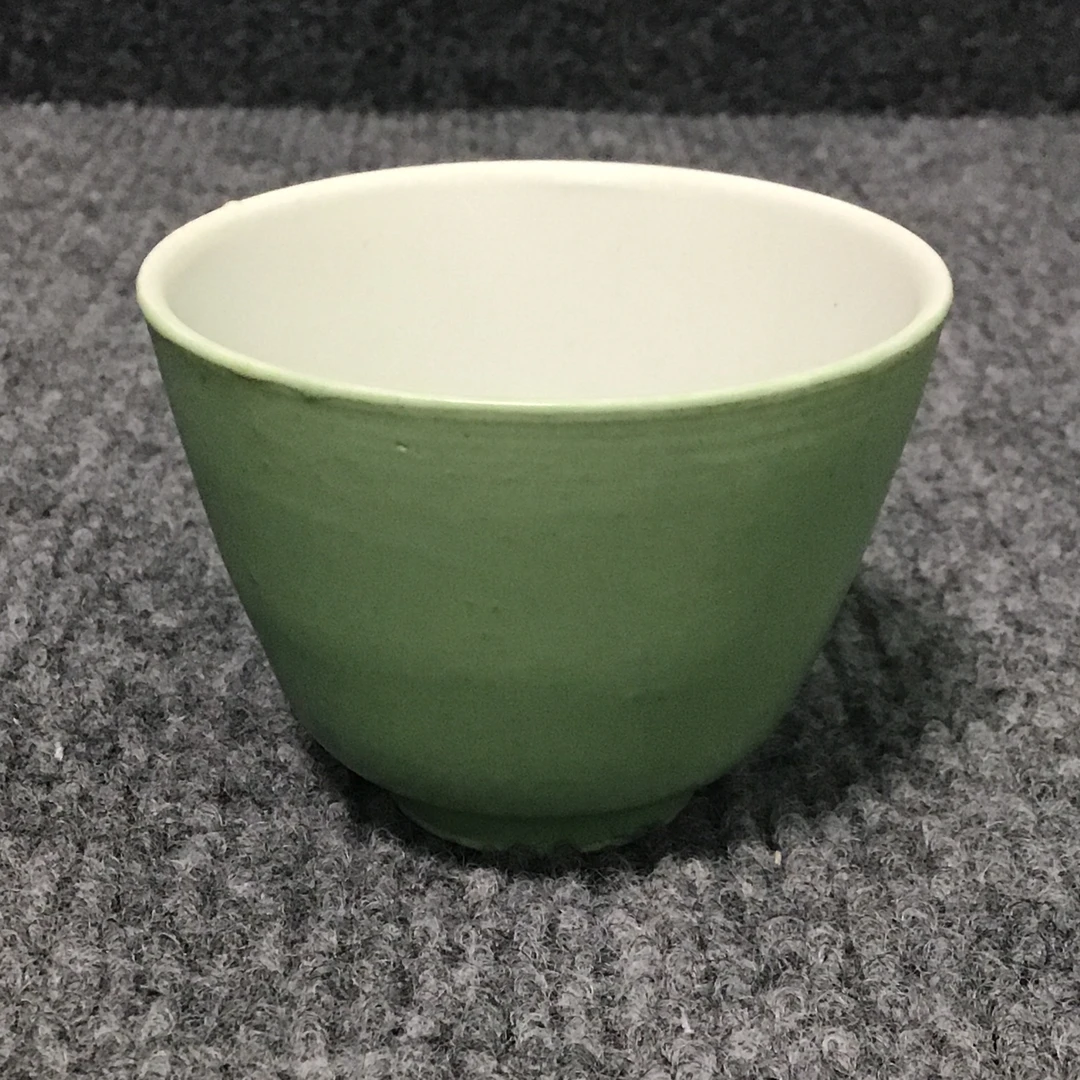 陶瓷粉青釉小茶杯